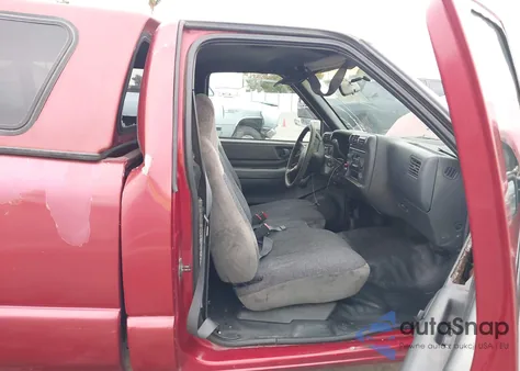 1996 Chevrolet S Truck S10 from USA, damaged, VIN 1GCCS144XT8222187